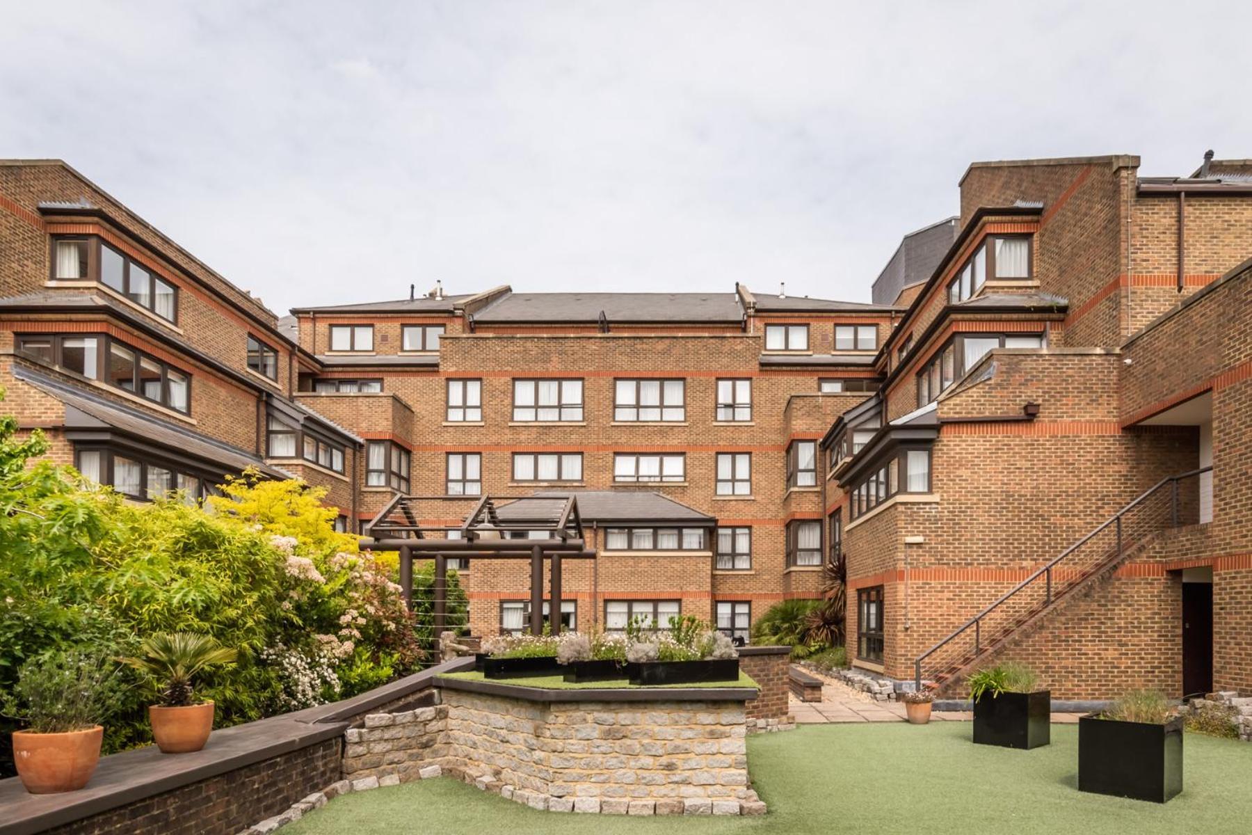 Monarch House - Serviced Apartments - Kensington London Exterior foto