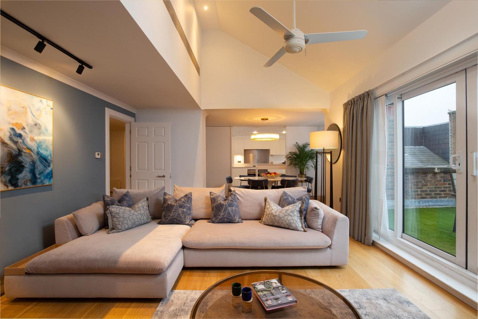 Monarch House - Serviced Apartments - Kensington London Exterior foto